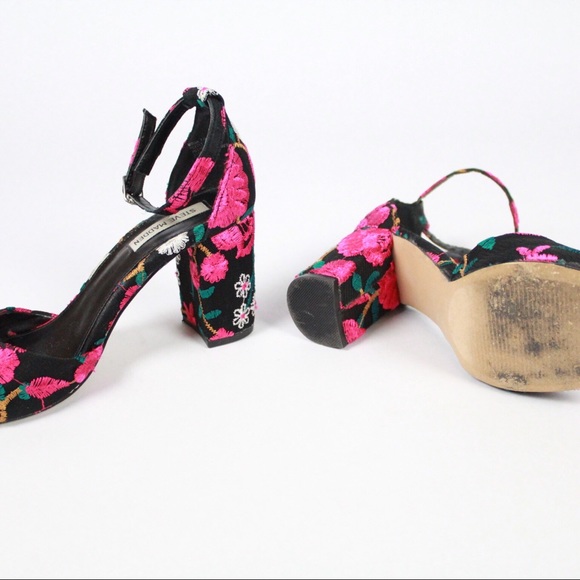 Final Sale Pink Black Steve Madden Floral Embroidered Heels - Picture 4 of 4